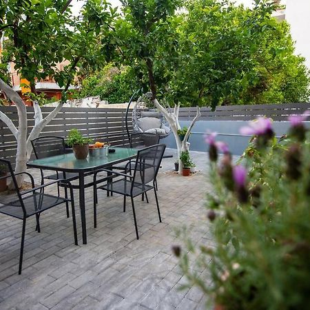 Lemon Garden Stylish Private Apartment Kalamata Exteriér fotografie