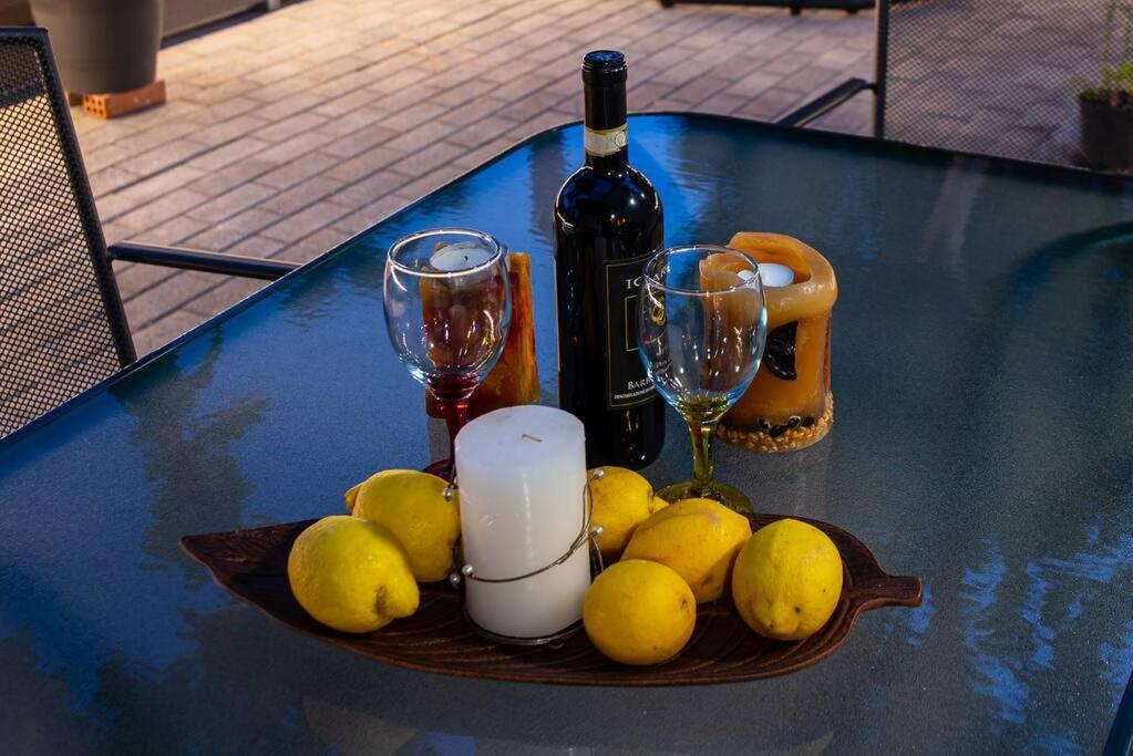 Lemon Garden Stylish Private Apartment Kalamata Exteriér fotografie