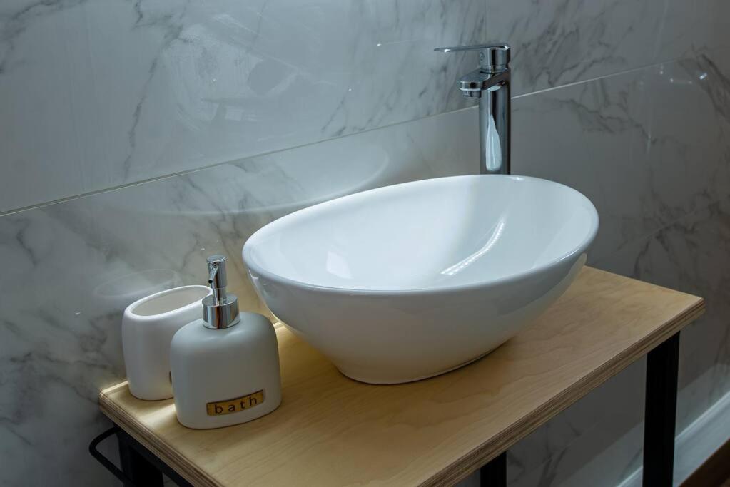Lemon Garden Stylish Private Apartment Kalamata Exteriér fotografie