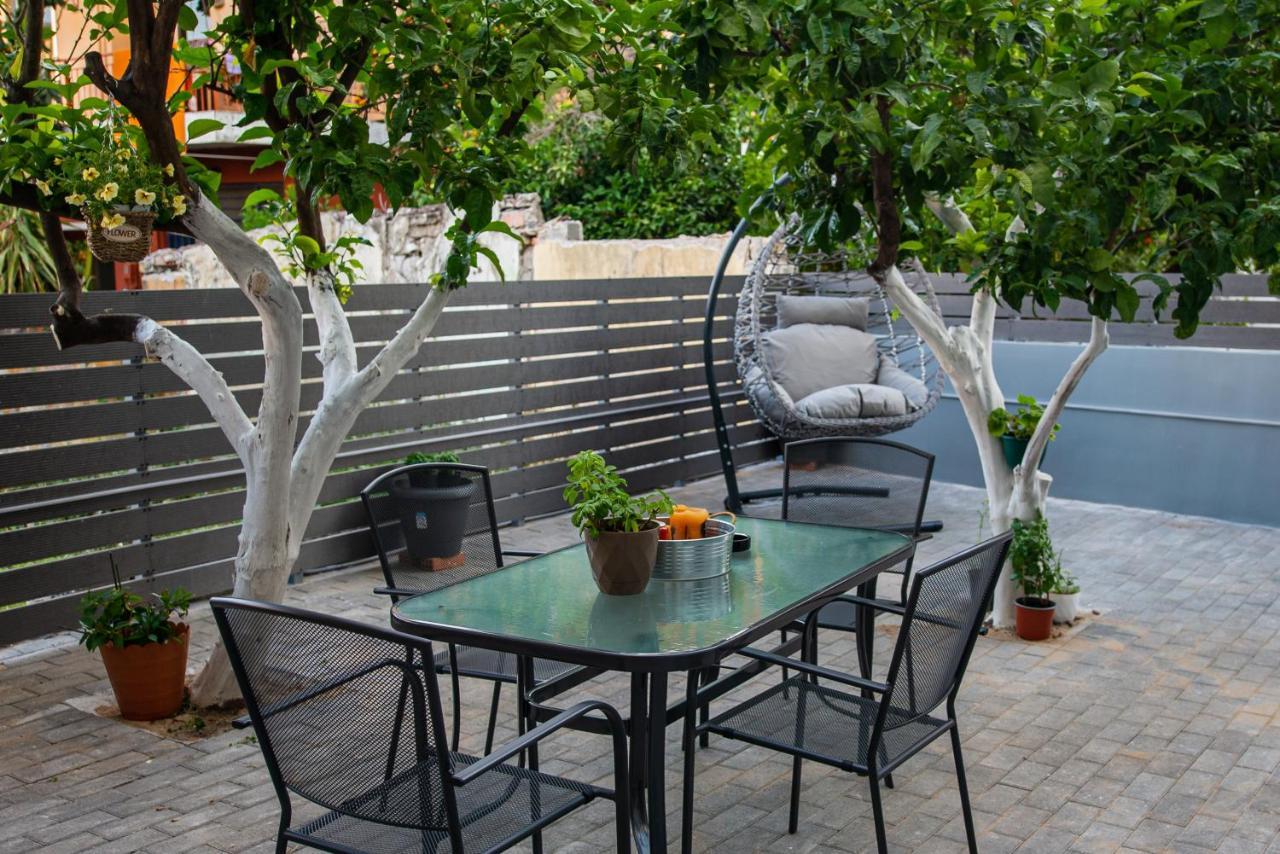 Lemon Garden Stylish Private Apartment Kalamata Exteriér fotografie