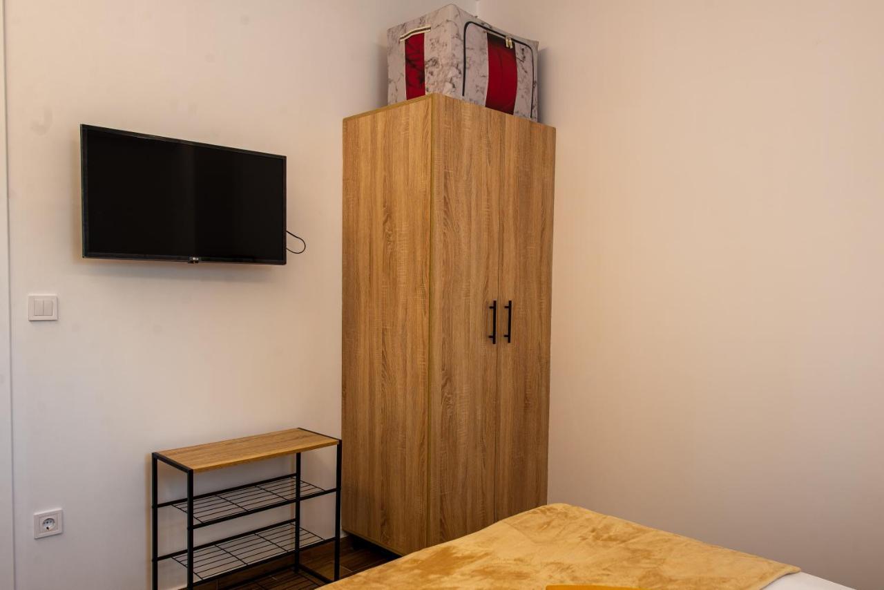 Lemon Garden Stylish Private Apartment Kalamata Exteriér fotografie